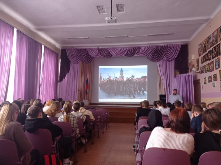 Неделя 07-13 ноября прошла под девизом «Слава труду!».